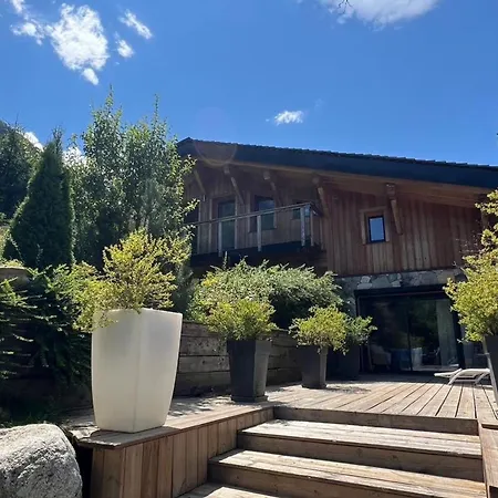 With Garden Close To The Slopes Chalet Chamonix